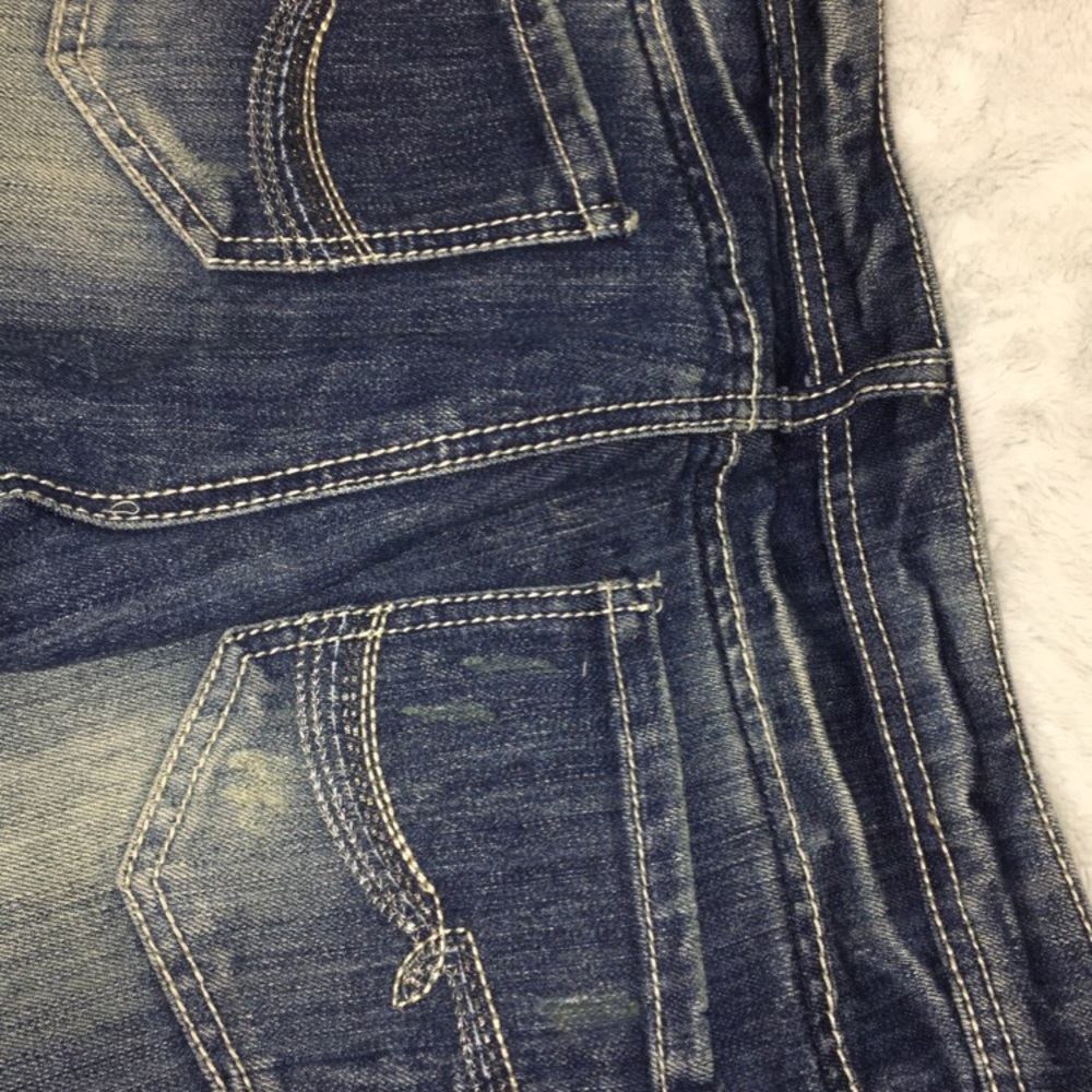 Jeans - Picture 6 of 10